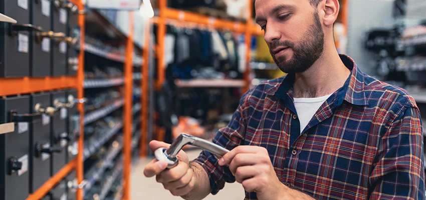 Locksmith For Retail Stores Lockout Services in Springfield, Illinois